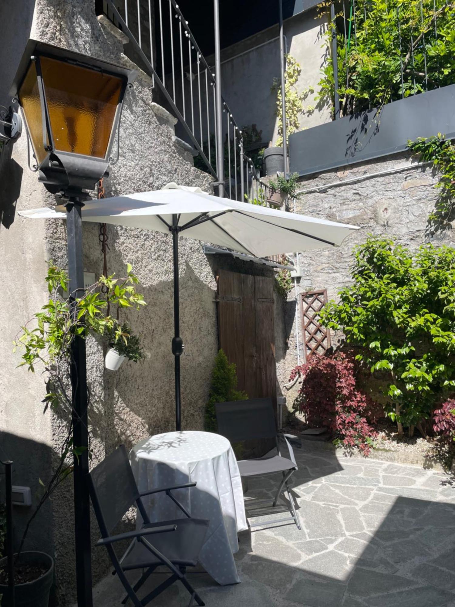Il Borghetto Di Torno Appartement Buitenkant foto