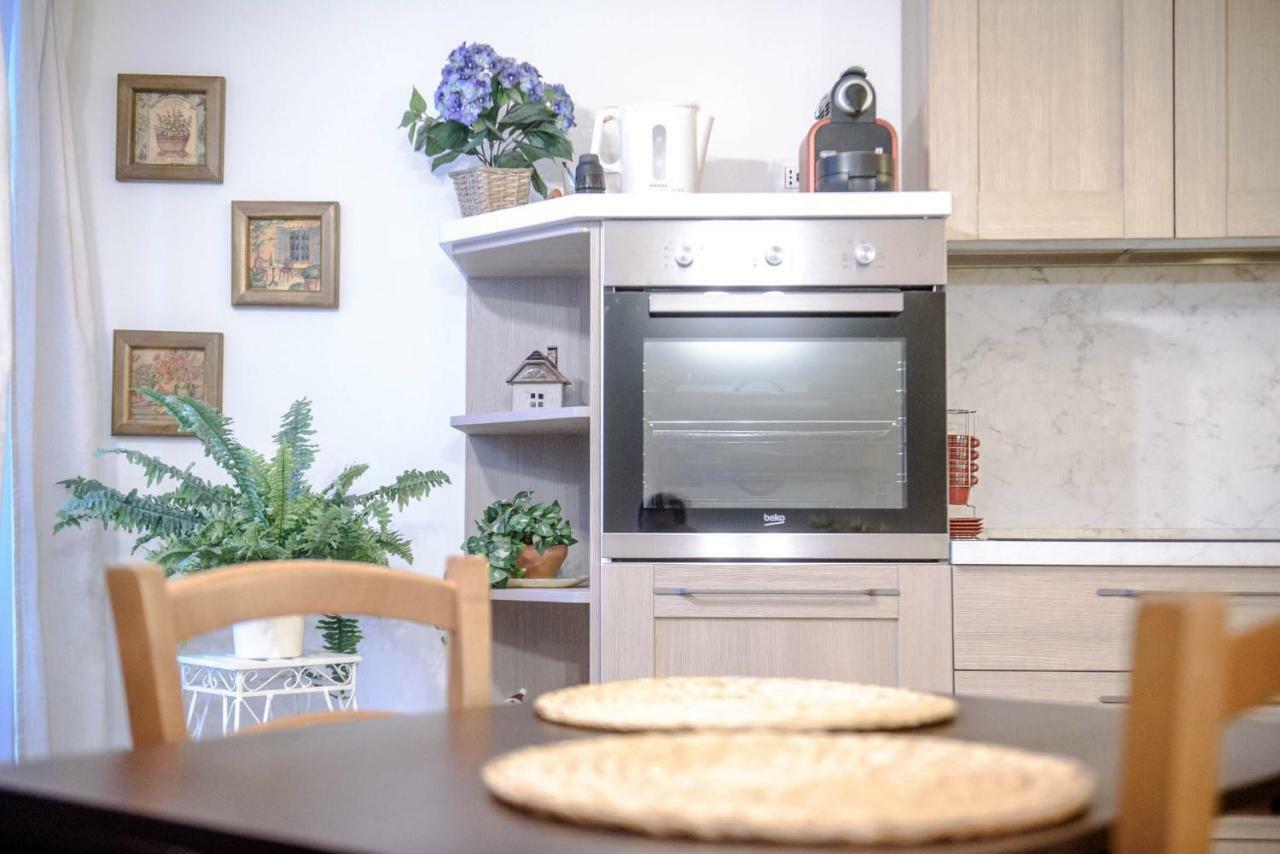 Il Borghetto Di Torno Appartement Buitenkant foto